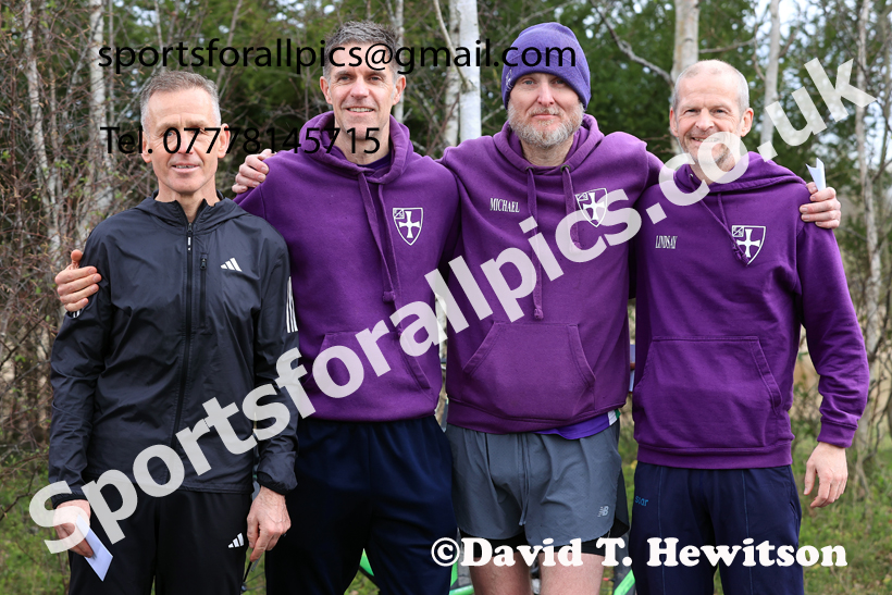 Senior Mens relay, 2026 Elswick Harriers Good Friday Road Relays and Young Athletes, Newburn,  Newcastle upon Tyne. Photo: David T. Hewitson/Sports for All Pics